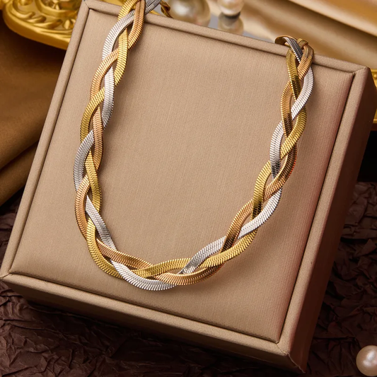Ronly Necklace